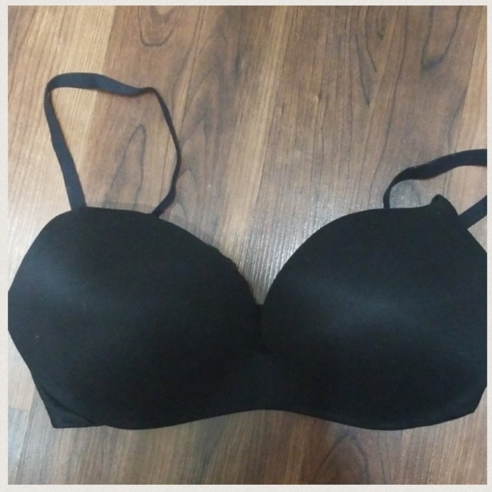 Correct bra on hold